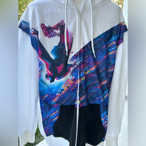 NWOT-Marvel hoodie adult White Spiderman Miles Morales Artist. - Picture 2 of 7